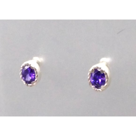 Purple Oval Stud Earrings, Faceted Crystals in Silver Tone Frames, Unisex - Picture 3 of 3